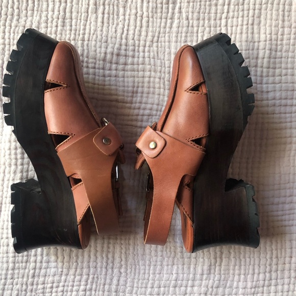 Free people, Astoria Clogs size 6 - Picture 6 of 7